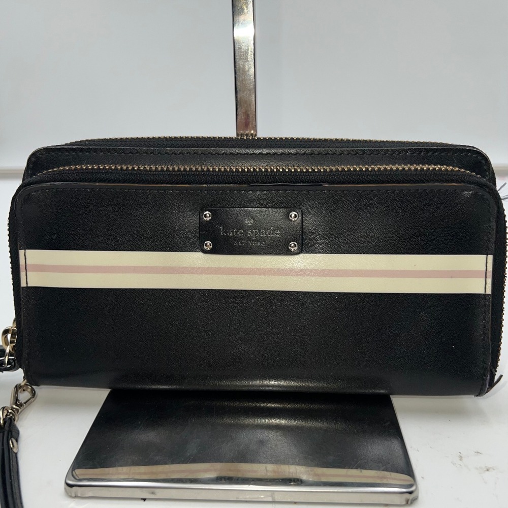 Kate Spade New York Black Stripe Wristlet Wallet Clutch